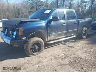 2007 Chevrolet Silverado 1500 LT w/1LT with VIN 2GCEC13C671544431, listed as a IAAI auction lot 41476046 with 133,476 mi miles. Bid and sale history available at carsss.com. Image 21.
