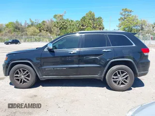 2017 Jeep Grand Cherokee Limited with VIN 1C4RJEBG2HC795168, listed as a IAAI auction lot 41859286 with 192,060 mi miles. Bid and sale history available at carsss.com. Image 15.