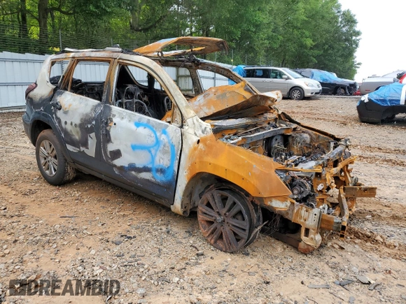 2008 Toyota RAV4 Sport with VIN JTMBD32V986070158, listed as a Copart auction lot 59392425 with Not provided miles and Non repairable. Bid and sale history available at DreamBid. Image 4.