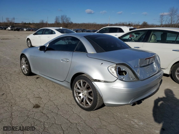 2005 Mercedes-Benz SLK-Class with VIN WDBWK56F45F071623, listed as a Copart auction lot 84751524 with 84,579 mi miles and Salvage Title. Bid and sale history available at carsss.com. Image 2.