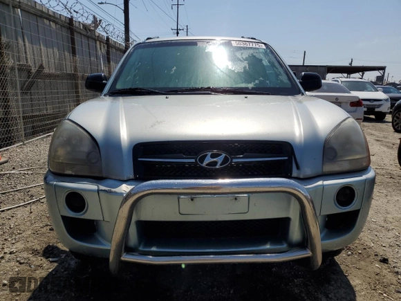 2007 Hyundai Tucson GL with VIN KM8JM72B97U574675, listed as a Copart auction lot 50367775 with 191,883 mi miles and Clean Title. Bid and sale history available at carsss.com. Image 5.