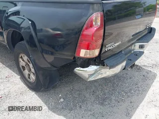 2006 Toyota Tacoma PreRunner with VIN 3TMJU62NX6M026499, listed as a IAAI auction lot 42437645 with 452,309 mi miles and . Bid and sale history available at DreamBid. Image 6.