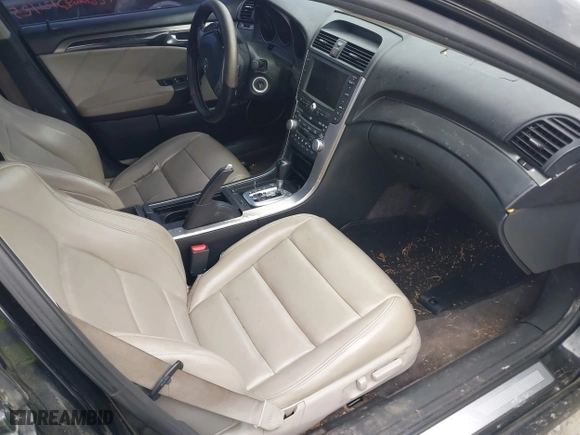 2007 Acura TL Type-S with VIN 19UUA76507A038103, listed as a IAAI auction lot 41842448 with 196,575 mi miles. Bid and sale history available at carsss.com. Image 5.