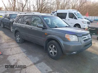 2008 Honda Pilot SE with VIN 5FNYF18398B048728, listed as a IAAI auction lot 41958578 with Not Provided miles and . Bid and sale history available at carsss.com. Image 1.