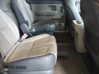 2017 Kia Sedona LX with VIN KNDMB5C15H6253952, listed as a IAAI auction lot 41881832 with 149,172 mi miles. Bid and sale history available at carsss.com. Image 8.