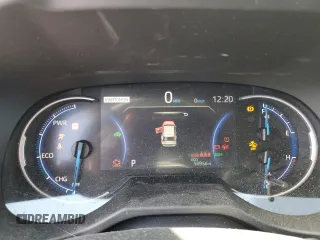 2024 Toyota RAV4 Hybrid LE z VIN 2T3UWRFV3RW193860, wystawiony jako Copart lot #52138735 z przebiegiem 50 956 mil mil oraz Szkoda całkowita • Salvage title. Historia ofert i sprzedaży dostępna na DreamBid. Obrazek 9.