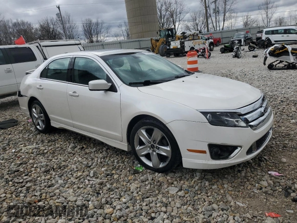 2011 Ford Fusion SPORT with VIN 3FAHP0DC4BR341896, listed as a Copart auction lot 51521985 with 119,808 mi miles and Clean Title. Bid and sale history available at carsss.com. Image 4.