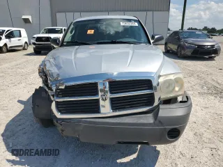 2006 Dodge Dakota ST with VIN 1D7HE28K86S664670, listed as a Copart auction lot 73632344 with 193,859 mi miles and Salvage Title. Bid and sale history available at carsss.com. Image 5.