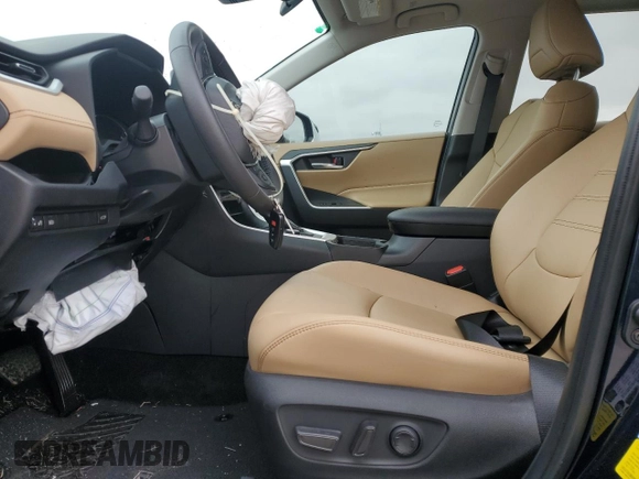 2024 Toyota RAV4 Hybrid XLE Premium with VIN 4T3B6RFVXRU157719, listed as a Copart auction lot 44658025 with 7,047 mi miles and Salvage Title. Bid and sale history available at carsss.com. Image 7.