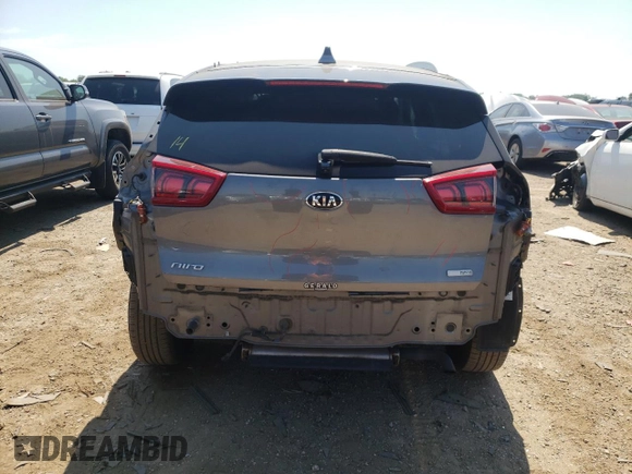2018 Kia Niro FE with VIN KNDCB3LC6J5202098, listed as a Copart auction lot 59532274 with 172,951 mi miles and Salvage Title. Bid and sale history available at carsss.com. Image 6.