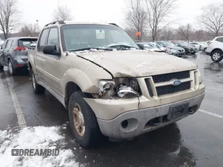 2002 Ford Explorer Sport Trac Value с VIN 1FMZU77E52UB75812, выставлен на аукционе IAAI как лот 41572330 с пробегом 199 544 миль миль и . История ставок и продаж доступна на DreamBid. Изображение 1.