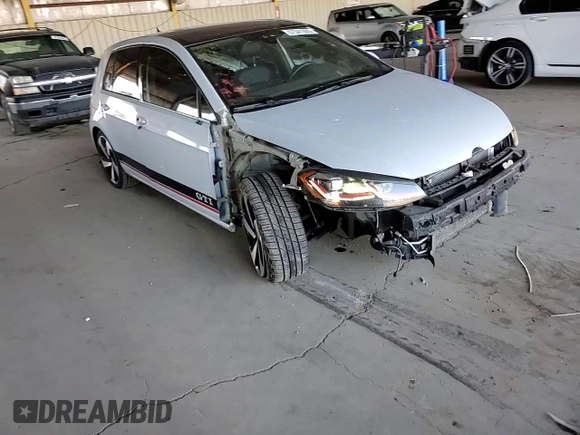2018 Volkswagen GTI S z VIN 3VW547AU4JM266184, wystawiony jako Copart lot #57341305 z przebiegiem 156 773 mil mil oraz Szkoda całkowita • Salvage title. Historia ofert i sprzedaży dostępna na DreamBid. Obrazek 14.