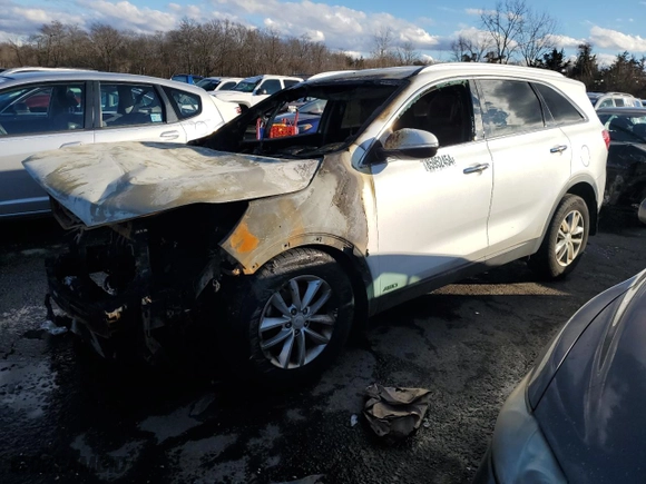 2017 Kia Sorento LX with VIN 5XYPGDA37HG322618, listed as a Copart auction lot 85952454 with NaN miles and Salvage Title. Bid and sale history available at carsss.com. Image 1.