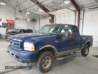 2003 Ford F-250 XL z VIN 1FTNX21L43EB43448, wystawiony jako IAAI lot #42720056 z przebiegiem 282 271 mil mil oraz . Historia ofert i sprzedaży dostępna na DreamBid. Obrazek 6.