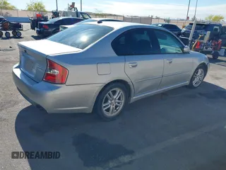 2005 Subaru Legacy z VIN 4S3BL616257227937, wystawiony jako IAAI lot #42208088 z przebiegiem 223 184 mil mil oraz . Historia ofert i sprzedaży dostępna na DreamBid. Obrazek 4.