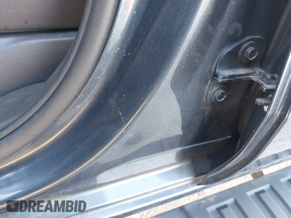 2021 Chevrolet Silverado 1500 LT Trail Boss with VIN 1GCPYFED6MZ137614, listed as a IAAI auction lot 40932872 with 63,087 mi miles and . Bid and sale history available at DreamBid. Image 18.