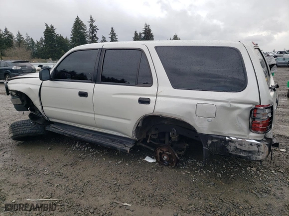 2000 Toyota 4Runner with VIN JT3GM84RXY0056635, listed as a Copart auction lot 43982165 with 183,534 mi miles and Salvage Title. Bid and sale history available at carsss.com. Image 2.