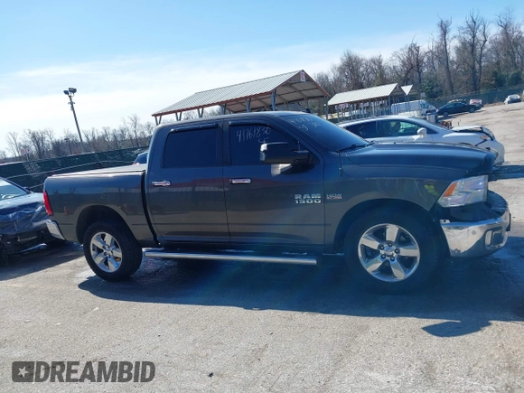 2017 Ram 1500 Big Horn z VIN 3C6RR7LT6HG522612, wystawiony jako IAAI lot #41761830 z przebiegiem 117 480 mil mil oraz . Historia ofert i sprzedaży dostępna na DreamBid. Obrazek 14.