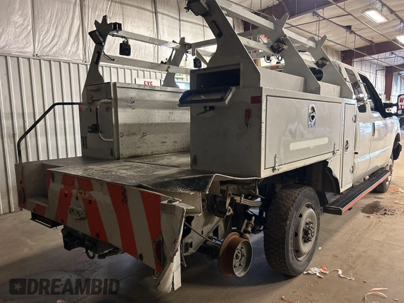 2016 Ford F-250 XLT with VIN 1FT7X2B69GEB70975, listed as a IAAI auction lot 42631424 with 238,000 mi miles and . Bid and sale history available at DreamBid. Image 16.