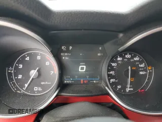 2018 Alfa Romeo Stelvio z VIN ZASFAKAN3J7B89286, wystawiony jako Copart lot #55717365 z przebiegiem 81 672 mil mil oraz Szkoda całkowita • Salvage title. Historia ofert i sprzedaży dostępna na DreamBid. Obrazek 9.