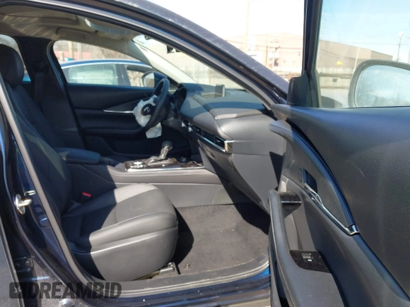 2024 Mazda CX-30 S Preferred with VIN 3MVDMBCM2RM720246, listed as a IAAI auction lot 41800330 with 6,743 mi miles and . Bid and sale history available at DreamBid. Image 5.