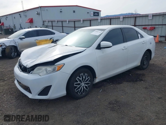 2013 Toyota Camry L with VIN 4T1BF1FK6DU269362, listed as a IAAI auction lot 42004165 with 184,876 mi miles. Bid and sale history available at carsss.com. Image 18.