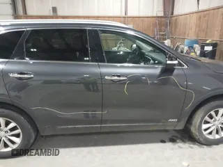 2016 Kia Sorento LX with VIN 5XYPGDA39GG170291, listed as a IAAI auction lot 42045883 with 136,848 mi miles. Bid and sale history available at carsss.com. Image 18.