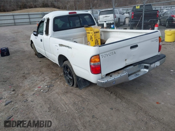2002 Toyota Tacoma z VIN 5TEVL52N52Z079509, wystawiony jako IAAI lot #41371588 z przebiegiem 220 579 mil mil oraz . Historia ofert i sprzedaży dostępna na DreamBid. Obrazek 3.