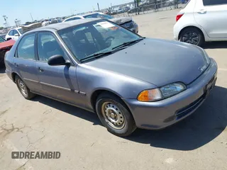 1994 Honda Civic DX z VIN 1HGEG8540RL001237, wystawiony jako IAAI lot #42519002 z przebiegiem 332 873 mil mil oraz . Historia ofert i sprzedaży dostępna na DreamBid. Obrazek 1.