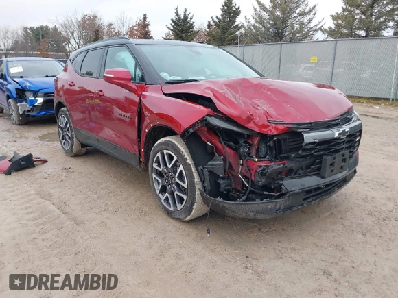 2024 Chevrolet Blazer RS z VIN 3GNKBKRS1RS219856, wystawiony jako IAAI lot #41646667 z przebiegiem 11 947 mil mil oraz . Historia ofert i sprzedaży dostępna na DreamBid. Obrazek 1.