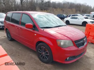 2014 Dodge Grand Caravan SXT with VIN 2C4RDGCG1ER371386, listed as a IAAI auction lot 41822952 with 228,052 mi miles and . Bid and sale history available at DreamBid. Image 1.