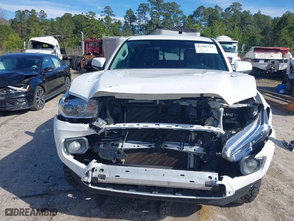 2017 Toyota Tacoma SR5 with VIN 5TFCZ5AN8HX089054, listed as a IAAI auction lot 41585724 with 151,071 mi miles. Bid and sale history available at carsss.com. Image 12.