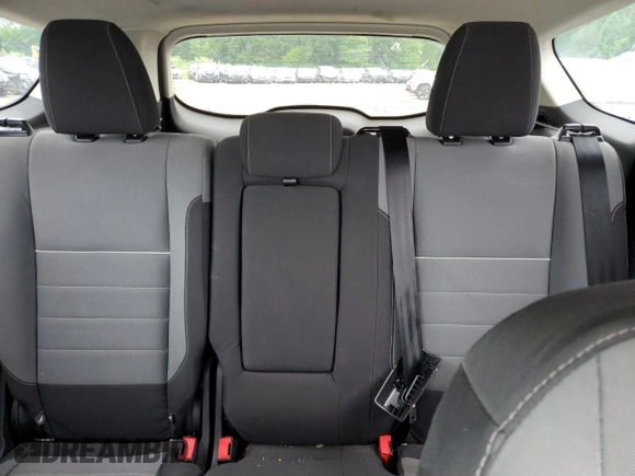 2013 Ford Escape SE z VIN 1FMCU9G9XDUC40645, wystawiony jako Copart lot #62681275 z przebiegiem 117 744 mil mil oraz Czysty tytuł • Clean title. Historia ofert i sprzedaży dostępna na DreamBid. Obrazek 10.
