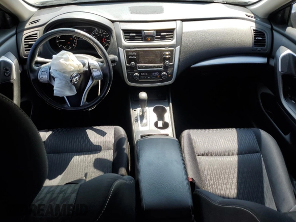 2017 Nissan Altima SV with VIN 1N4AL3APXHC206810, listed as a Copart auction lot 59821835 with 87,577 mi miles and Salvage title. Bid and sale history available at DreamBid. Image 8.