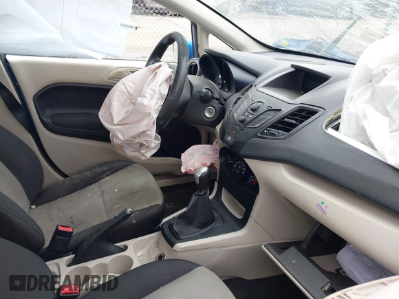 2011 Ford Fiesta S with VIN 3FADP4AJ0BM165922, listed as a IAAI auction lot 42174283 with Not provided miles and . Bid and sale history available at DreamBid. Image 5.