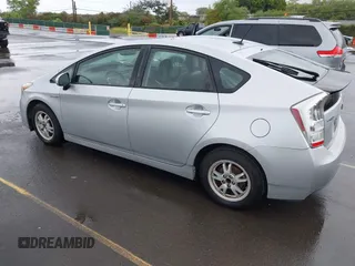2010 Toyota Prius II with VIN JTDKN3DU5A0204755, listed as a IAAI auction lot 41795883 with 188,873 mi miles. Bid and sale history available at carsss.com. Image 3.