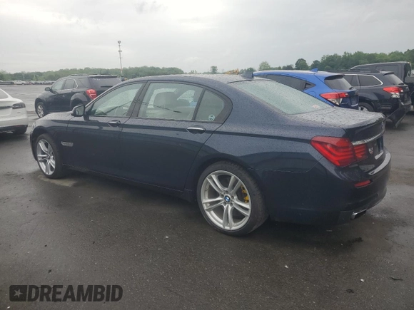 2015 BMW 7 Series 750Li z VIN WBAYE8C51FD781314, wystawiony jako Copart lot #56537395 z przebiegiem 69 682 mil mil oraz Szkoda całkowita • Salvage title. Historia ofert i sprzedaży dostępna na DreamBid. Obrazek 2.