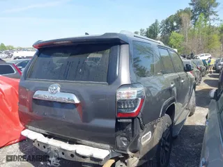 2017 Toyota 4Runner SR5 with VIN JTEZU5JR2H5154502, listed as a IAAI auction lot 41919153 with 127,269 mi miles. Bid and sale history available at carsss.com. Image 4.
