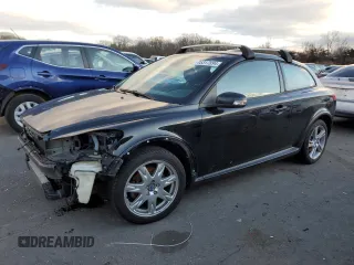 2013 Volvo C30 T5 with VIN YV1672MK1D2306254, listed as a Copart auction lot 85317894 with 165,900 mi miles and Salvage Title. Bid and sale history available at DreamBid. Image 1.