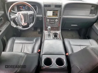 2016 Lincoln Navigator Reserve z VIN 5LMJJ2LTXGEL10472, wystawiony jako Copart lot #58482645 z przebiegiem 149 124 mil mil oraz Szkoda całkowita • Salvage title. Historia ofert i sprzedaży dostępna na DreamBid. Obrazek 8.