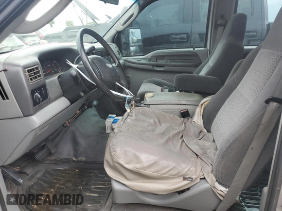 2003 Ford F-350 XL with VIN 1FTSW30F83EA05435, listed as a Copart auction lot 76772444 with Not Provided miles and Salvage Title. Bid and sale history available at DreamBid. Image 7.