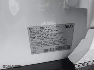 2025 Audi Q5 S line Premium with VIN WA1GAAFY2S2029189, listed as a IAAI auction lot 41576981 with 1,595 mi miles. Bid and sale history available at carsss.com. Image 9.
