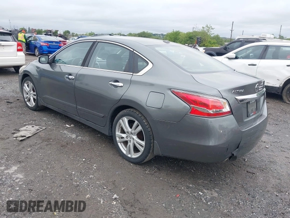 2015 Nissan Altima SL z VIN 1N4BL3AP8FC581581, wystawiony jako IAAI lot #42331651 z przebiegiem 65 846 mil mil oraz . Historia ofert i sprzedaży dostępna na DreamBid. Obrazek 3.