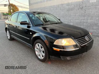 2003 Volkswagen Passat GLS z VIN WVWPD63B03P253883, wystawiony jako Copart lot #60533185 z przebiegiem 170 000 mil mil oraz Czysty tytuł • Clean title. Historia ofert i sprzedaży dostępna na DreamBid. Obrazek 1.