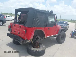 1999 Jeep Wrangler SE with VIN 1J4FY29P8XP464616, listed as a IAAI auction lot 42538529 with 126,497 mi miles and . Bid and sale history available at DreamBid. Image 4.