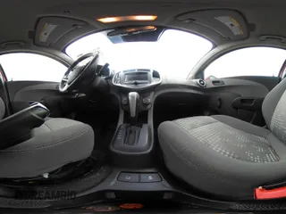 2020 Chevrolet Sonic LT z VIN 1G1JG6SB2L4115688, wystawiony jako IAAI lot #42326438 z przebiegiem 33 871 mil mil oraz . Historia ofert i sprzedaży dostępna na DreamBid. Obrazek 19.
