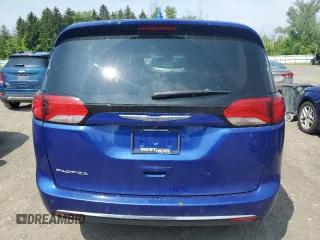 2020 Chrysler Pacifica Touring L with VIN 2C4RC1BG2LR103350, listed as a Copart auction lot 59935025 with 98,149 mi miles and Salvage title. Bid and sale history available at DreamBid. Image 5.