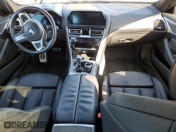 2022 BMW 8 Series 840i z VIN WBAGV2C04NCJ34178, wystawiony jako Copart lot #73813324 z przebiegiem Nie podano mil oraz Szkoda całkowita • Salvage title. Historia ofert i sprzedaży dostępna na DreamBid. Obrazek 8.
