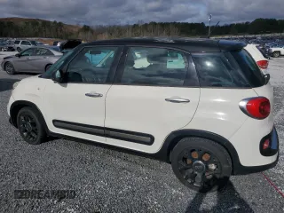 2015 FIAT 500L Urbana Trekking with VIN ZFBCFADH8FZ031831, listed as a Copart auction lot 44836065 with 171,185 mi miles and Clean Title. Bid and sale history available at DreamBid. Image 2.