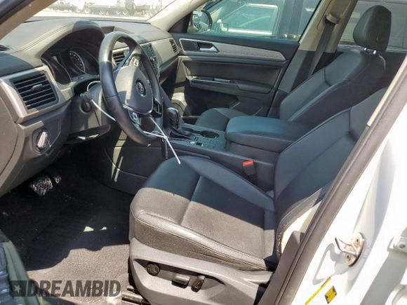 2020 Volkswagen Atlas SE z VIN 1V2DP2CA6LC500601, wystawiony jako Copart lot #60668825 z przebiegiem 50 011 mil mil oraz Szkoda całkowita • Salvage title. Historia ofert i sprzedaży dostępna na DreamBid. Obrazek 7.